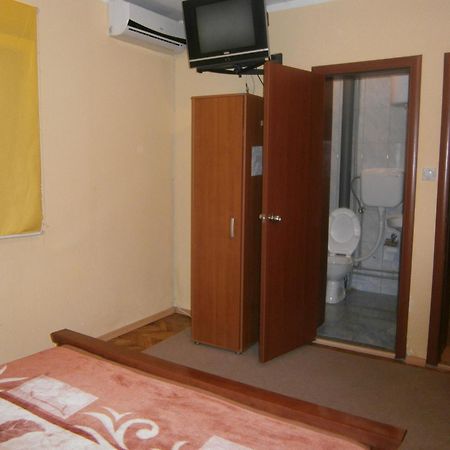 Vila Patria พอดโกริกา ภายนอก รูปภาพ